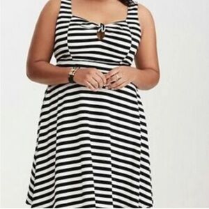 Torrid Striped Tie Front Fit and Flare Dress Black and White Size 3X